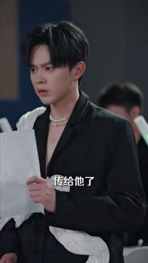 打脸前夫，离婚后我成为顶流天后（73集）精彩片段