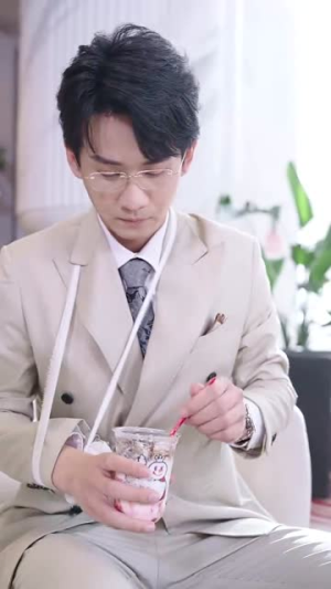 南星闪耀时（81集）红果免费短剧