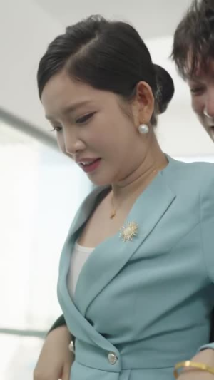 机场爱情故事（暧昧公寓）番茄短剧免费看