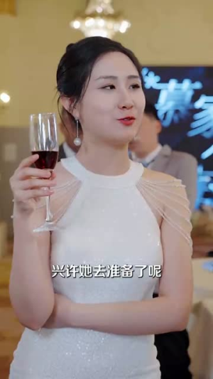 离婚后，哥哥们送我十个男模（三个哥哥送我十个男模）番茄短剧免费看