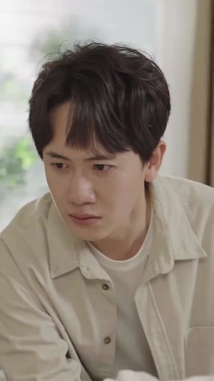狂医何潜（合集）男主角是谁