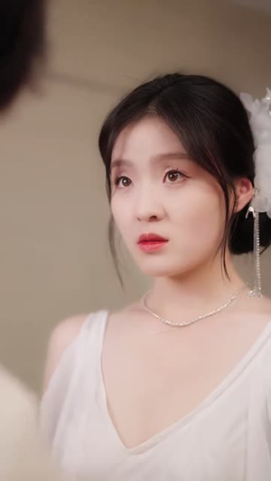 原来我也是白月光(30集) 原来我也是白月光(30集)好看的短剧