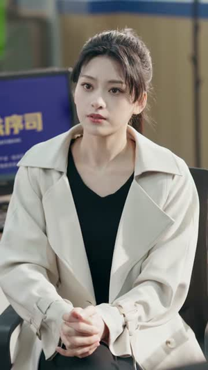 天降师姐团，我成幕后大佬（80集）短剧抢先看