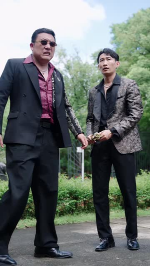 冒牌龙头:我卧底成了绝代枭雄(83 集) 冒牌龙头:我卧底成了绝代枭雄(83 集)短剧越看越精彩