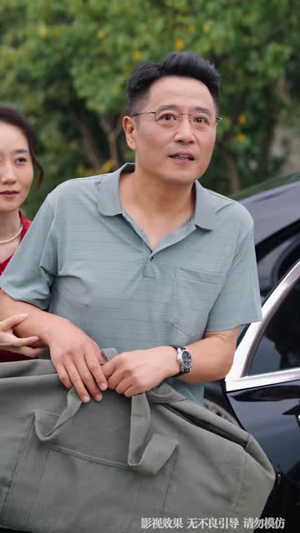 归来:亏欠妻儿二十五年(63 集) 归来:亏欠妻儿二十五年(63 集)短剧推荐分享