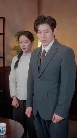 替嫁督军府,我反压了活阎王(61 集) 替嫁督军府,我反压了活阎王(61 集)短剧抢先看