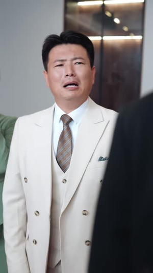 爷爷奶奶全大佬，我下山太过无敌（80 集）这种拉扯感太要命了