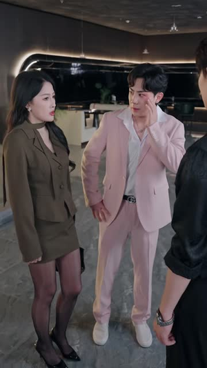 订婚宴上，我撤资离场（68 集）互动短剧