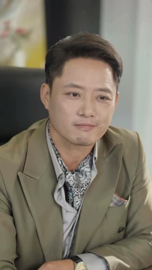 迟来的情缘,董事长的暖心妻(71 集) 迟来的情缘,董事长的暖心妻(71 集)太搞怪了