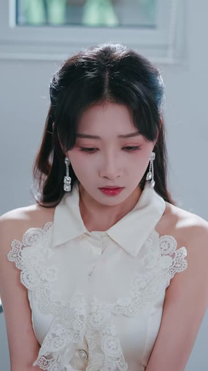 全家偏心养女,真千金靠实力翻盘(40 集) 全家偏心养女,真千金靠实力翻盘(40 集)演员名演的短剧