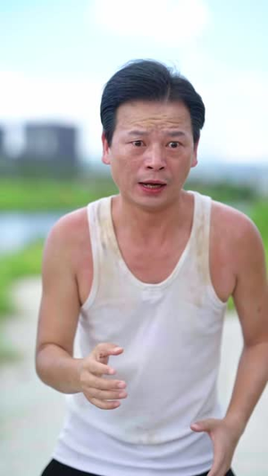 救下蛟龙我坐拥整片大海(74 集) 救下蛟龙我坐拥整片大海(74 集)战神