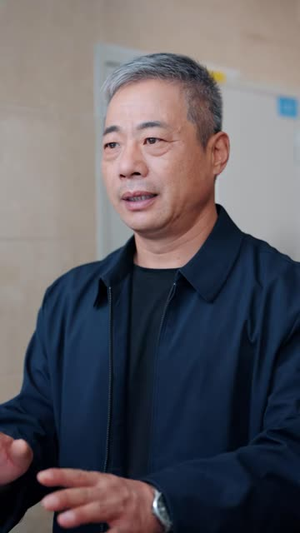 合租惊魂：重生后步步设局（40 集）打开即可观看